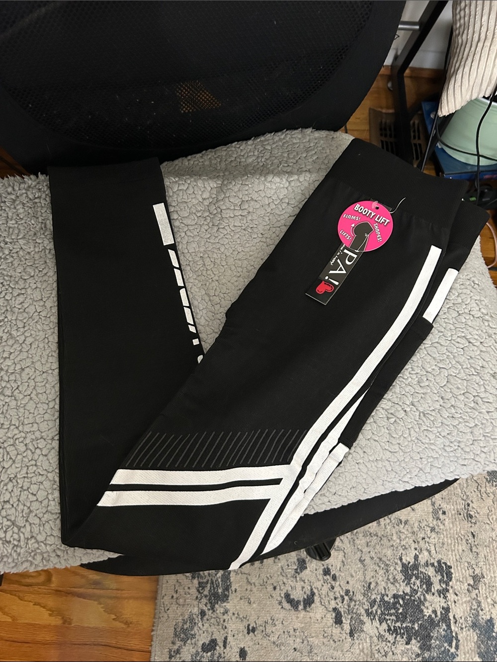 Good Vibes - booty lift Black Workout Leggings with White Stripes